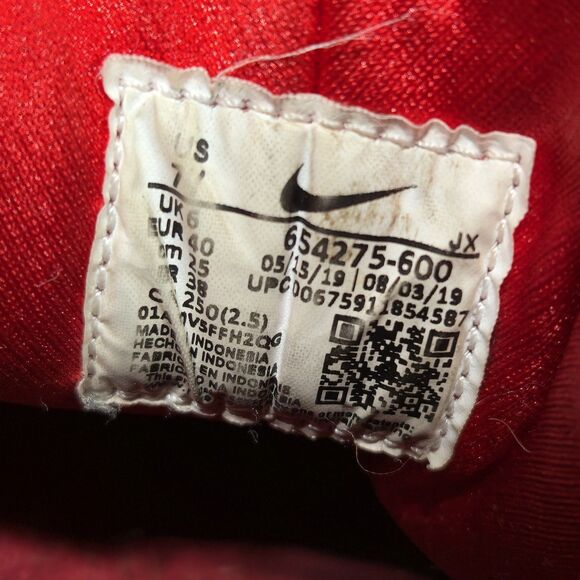 Nike Air Huarache Triple Varsity Red Mens Size 7/ 7Y Athletic Shoes (654275-600) - Picture 8 of 10